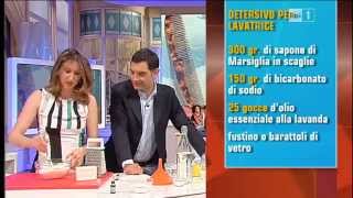 Autoproduzione detersivi per bucato a mano e lavatrice Lucia Cuffaro Unomattina in Famiglia Rai 1 [upl. by Charline]