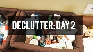 30 DAY DECLUTTER CHALLENGE  DAY 2 [upl. by Dagmar673]