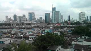 Klong Toey Slum amp Skyline Pan [upl. by Kerrie]