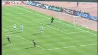 Fantastic Barca Goal Hristo Stoichkov against Sao Paulo [upl. by Airda392]