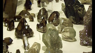 Kristalle Mineralien kaufen aus der Schweiz Wallis direkt vom Strahler Werner Schmidt [upl. by Ellesig781]