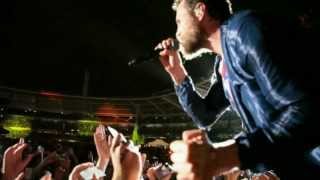 Jovanotti  Lombelico del mondo dal DVD quotBackup Tour 2013quot [upl. by Ahron152]