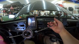 1961 MercedesBenz 220Sb W111  4 Speed Manual Transmission Colum Shifter Work [upl. by Coffin646]