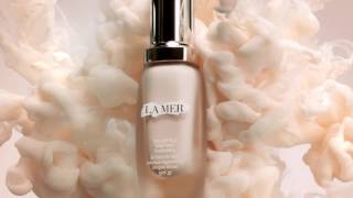 Soft Fluid LongWear Foundation SPF20  Skincolor de la Mer™ Collection by La Mer [upl. by Anitsirt]