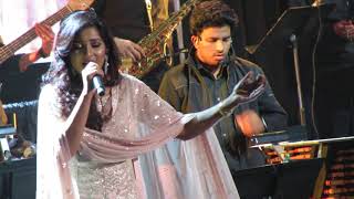 Deewani Mastani Shreya Ghoshal Live Bajirao Mastani [upl. by Gilemette715]