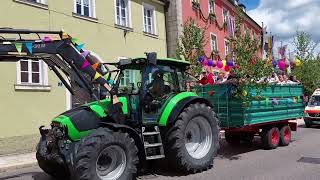 Wiesenfest Kirchenlamitz Montag Umzug Traktor1 [upl. by Akerahs]