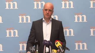 Reinfeldt Invandringen är så dyr att vi inte har råd med något annat [upl. by Manson]