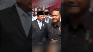 Datangi Sertijab Menhan Presiden Prabowo Naik Maung Garuda Putih [upl. by Cadmar279]