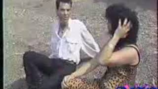 Karim Tizouiar wahdi wahdi Clip kabyle [upl. by Nyrual488]