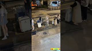 Robots Queue Bus Stop Tech Tango [upl. by Sassan]