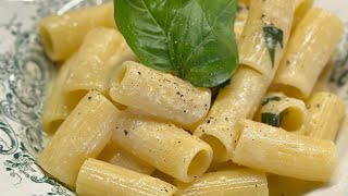 Pasta estiva e fresca con limone parmigiano e basilico [upl. by Lull]