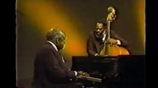 Ella Fitzgerald and Count Basie  Honeysuckle Rose  1979 [upl. by Anitsyrc]