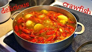 How to cook and eat crawfish [upl. by Merari]