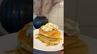 Caramel pancakes 🥞 pancakes baking easyrecipe recipe recept bakning [upl. by Inaej]