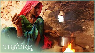 Exploring Rajasthan Villages How Authentic Indian Curries Are Done  Floyd on India  TRACKS [upl. by Gottuard]