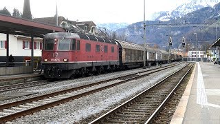 Züge auf der GotthardbahnWinter 2017Brunnen [upl. by Standice350]