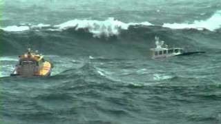 Big storm pilot boats in 10m waves [upl. by Norda]