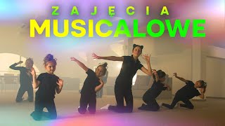 ZAJĘCIA MUSICALOWE 🤩🎭 🎤 CO TU SIĘ WYDARZYŁO 😱 ☔️ 🐱 [upl. by Llib258]