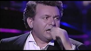 Mikis Theodorakis ft Manolis Mitsias Maria Farantouri  Concert in Chicago Illinois USA 1993 [upl. by Aracal]