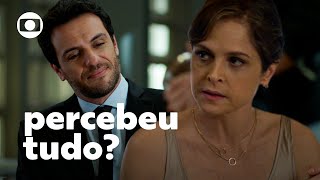 Acordou Carolina percebe olhares de Alex para Angel  Verdades Secretas  TV Globo [upl. by Eseeryt]