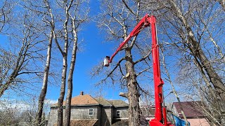 CMC 90’ lift Get your bucket truck in this spot [upl. by Natek]