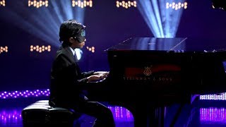 Kid Piano Prodigy Lydian Plays Blindfolded [upl. by Andrus]