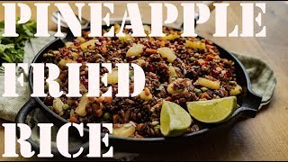 ECHTE Thaise Pineapple Fried Rice  Recept [upl. by Ianaj]