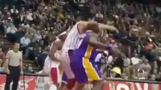 Shaquille ONeal vs Yao Ming [upl. by Rutherford]