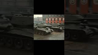 Tri tankista sowieckieczołgi tank dlaciebie viralvideo soviettanks [upl. by Nwahsed521]