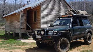 4wding Huts Camping CORRYONG [upl. by Dolf]