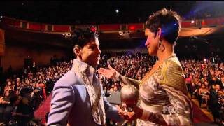 Prince presenting Halle Berry  42nd NAACP Image Awards 20110304 [upl. by Trinity]