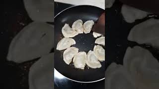 Simple Hack How to cook frozen dumplings  Pan  fried gyoza potstickers shorts hacks [upl. by Atinit]