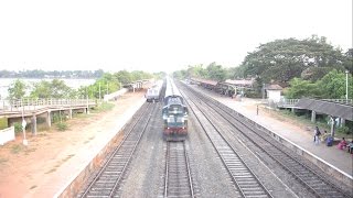 Ernakulam  Pune SuperFast Express Disturbs the Tranquility of Karmali Station [upl. by Occer]