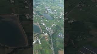 Beautiful aerial view of Taiwan Tigerair is about to land at Taoyuan International Airport Taiwan [upl. by Eryt789]