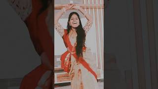 Chaka chaka throwback chakachaka youtubeshorts dance saraalikhan dhanush [upl. by Sturges]