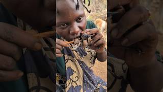 Birds are very delicious in soup 🍲 Hadza cooks for breakfast So delicious 😋😋hadzabetribe food [upl. by Esydnac]