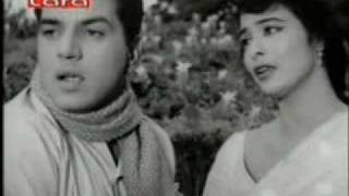 Agar Mujhse Mohabbat Hai Aap Ki Parchhaiyan Lata Madan Mohan [upl. by Wyck]