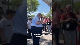 Prefeito Rafael Greca de Curitiba é flagrado em vídeo fazendo o quotLquot do presidente Lula [upl. by Eelaras]