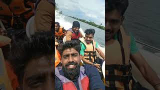 ആവേശം കാരണം ഫോൺ വെള്ളത്തിൽ പോയി 🙆‍♂️😰😱youtubeshorts alappuzhaspeedboating houseboat trending [upl. by Jose491]