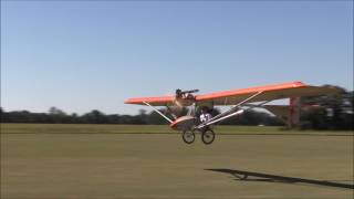 Volmer ultralight flying with Mac Hodges at Hodges field Oct 2016 [upl. by Cheney9]