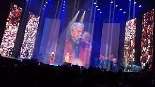 Caetano Veloso e Maria Bethânia  Filhos de Gandhi Gilberto Gil [upl. by Ajak930]