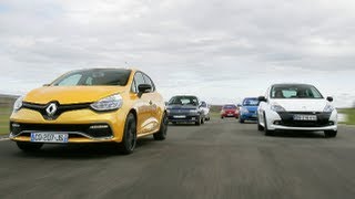 Track Battle  Renault Clio RS family  Williams Motorsport [upl. by Lemuel534]