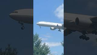 United 777300 arrival into Dulles Airport from Frankfurt [upl. by Belter]