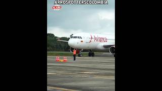 AlAireNoticiasCol airbus aviation avianca arauca a320 landing takeoff [upl. by Enella]