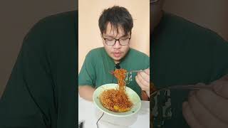 Makan Mie Samyang dan EatSambel CumiCiamik makan miesamyang eatsambel cumiciamik [upl. by Reinar]