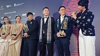 Jatuh Cinta Seperti di Filmfilm Borong 7 Piala Citra di FFI 2024 [upl. by Eisele]