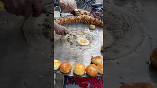 Ande wala special pratha 🫢 food foodie streetfood indianfood indiamstreetfood shorts [upl. by Gati62]