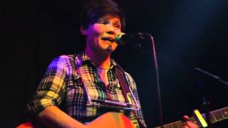 Grace Petrie  A Revolutionary in the Wrong Time live acoustic Cricketers Kingston London [upl. by Anaujik]