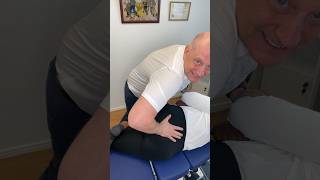 Chiropractic adjustment of the Sacroiliac joint with drop Kiropraktorerik [upl. by Eirrol58]