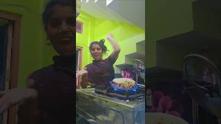 Roti to Bhad mein Gai Aaj dance love [upl. by Bloom]